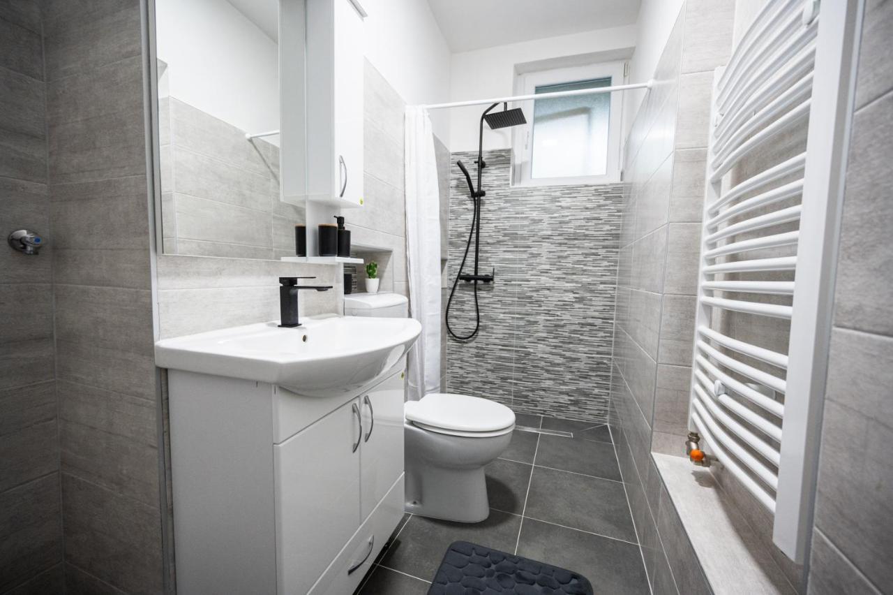 Modern Studio Apartment In The Old Town SJJ Eksteriør bilde